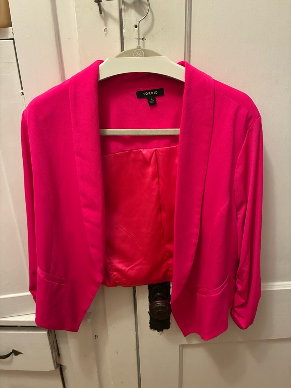 torrid cropped Hot Pink Open-Front Blazer. Meow!